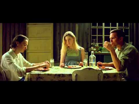 Young Ones - 2014 - Nicholas Hoult, Kodi Smit-McPhee, Elle Fanning - Dinner Scene