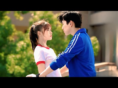 الفتى الأكثر شهرة وجمالا في المدرسة يرسل لها فجأة رسالة حب جميلة ملخص دراما كورية