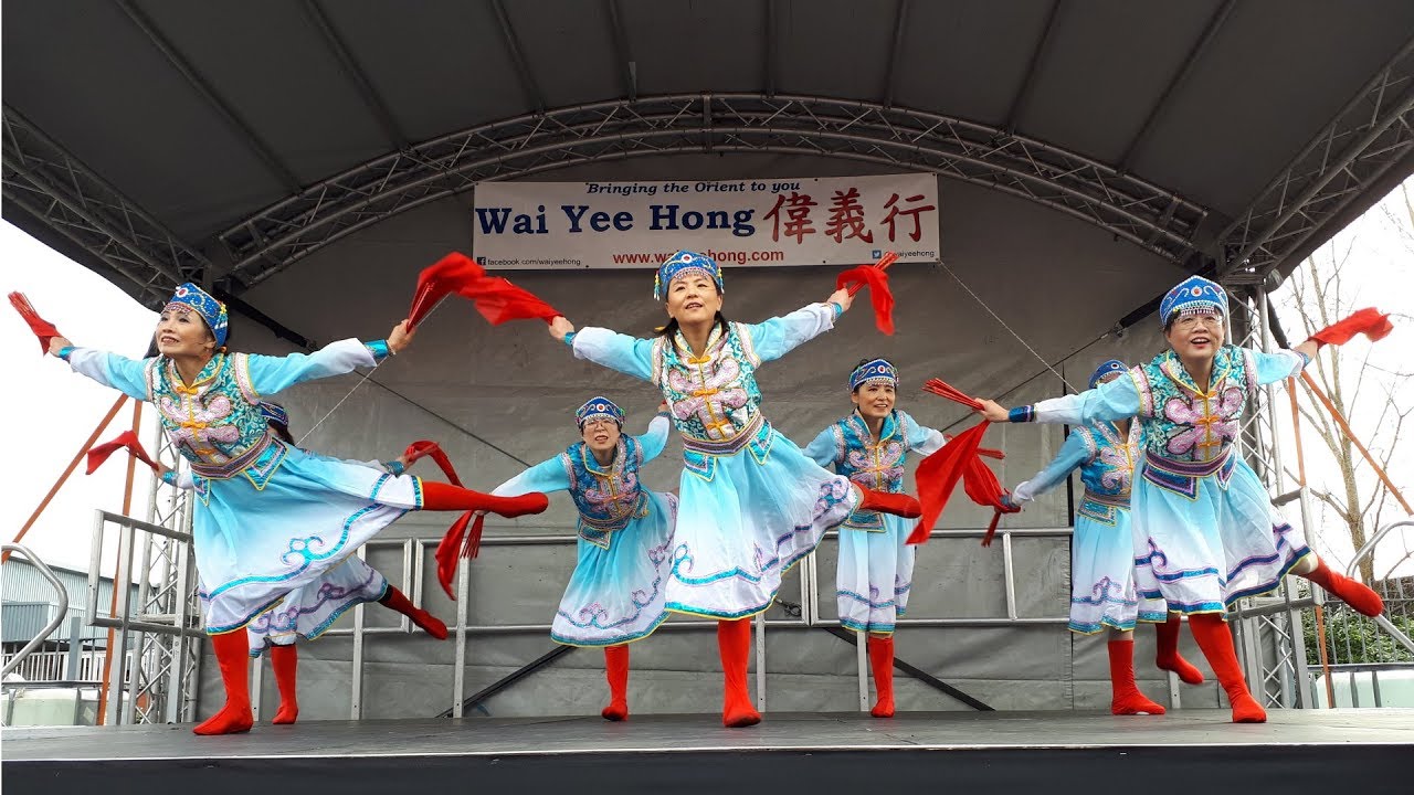 Stowell crowds tyne Chinese New Year 2018, Bristol - YouTube
