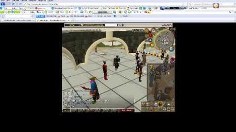 RuneScape How to open armour set.?