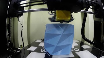 Timelapse of 3d print:  Twisted vase