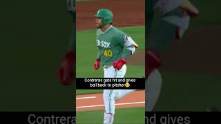 Wilson Contreras walks ball back to pitcher after being hit by pitch #mlb #redsox #astros #baseball