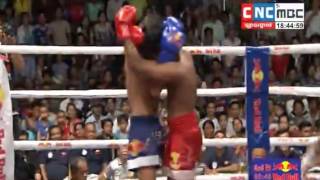 Amazing Khmer Boxing Kun Khmer Kompheang Khmoa (Red) Vs SamsingMuay Thai