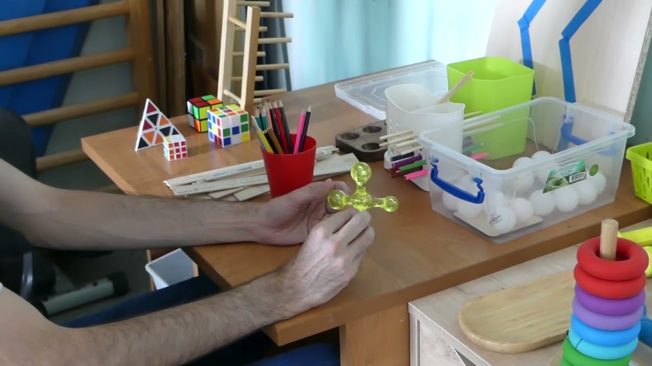 Занятия по восстановлению функций мелкой моторики рук часть 2