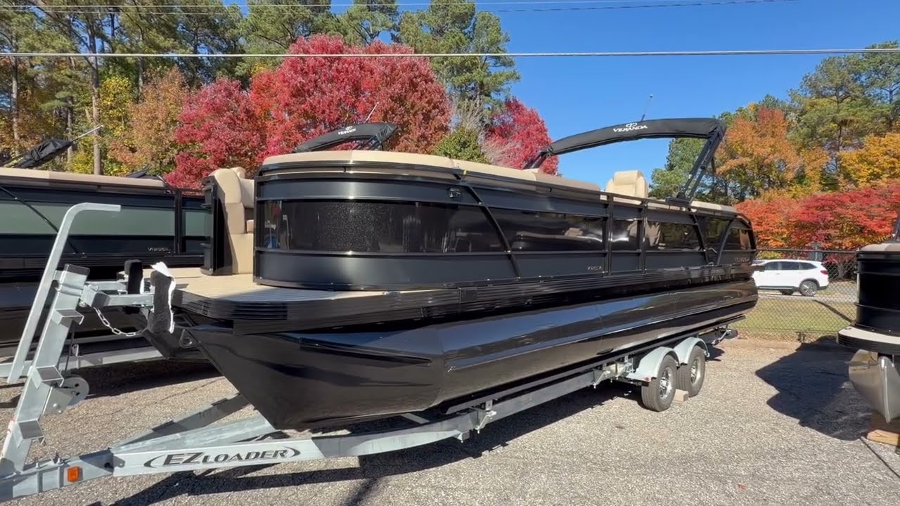 Veranda tri-toon VR 265 VL Relax series с двигателем Yamaha мощностью 300 л.с.