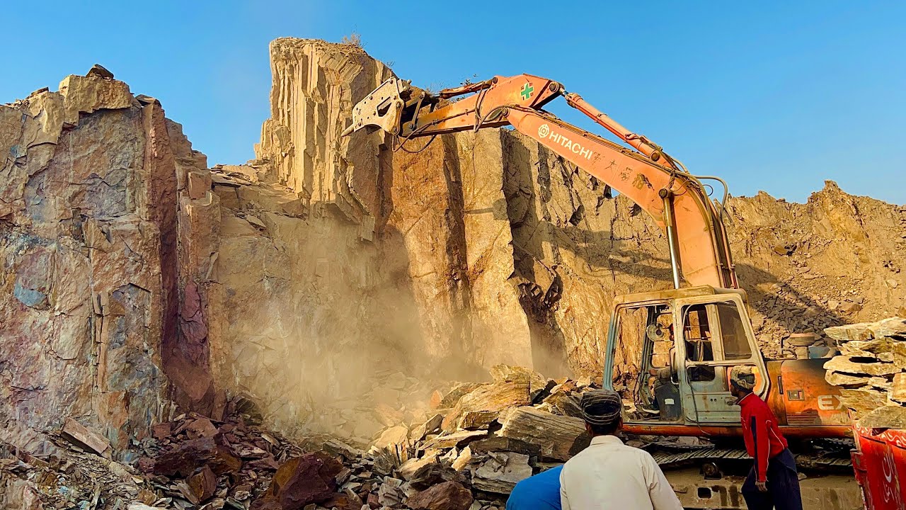EXCAVATOR POWER: Breaking a Hill like a Pro!” 