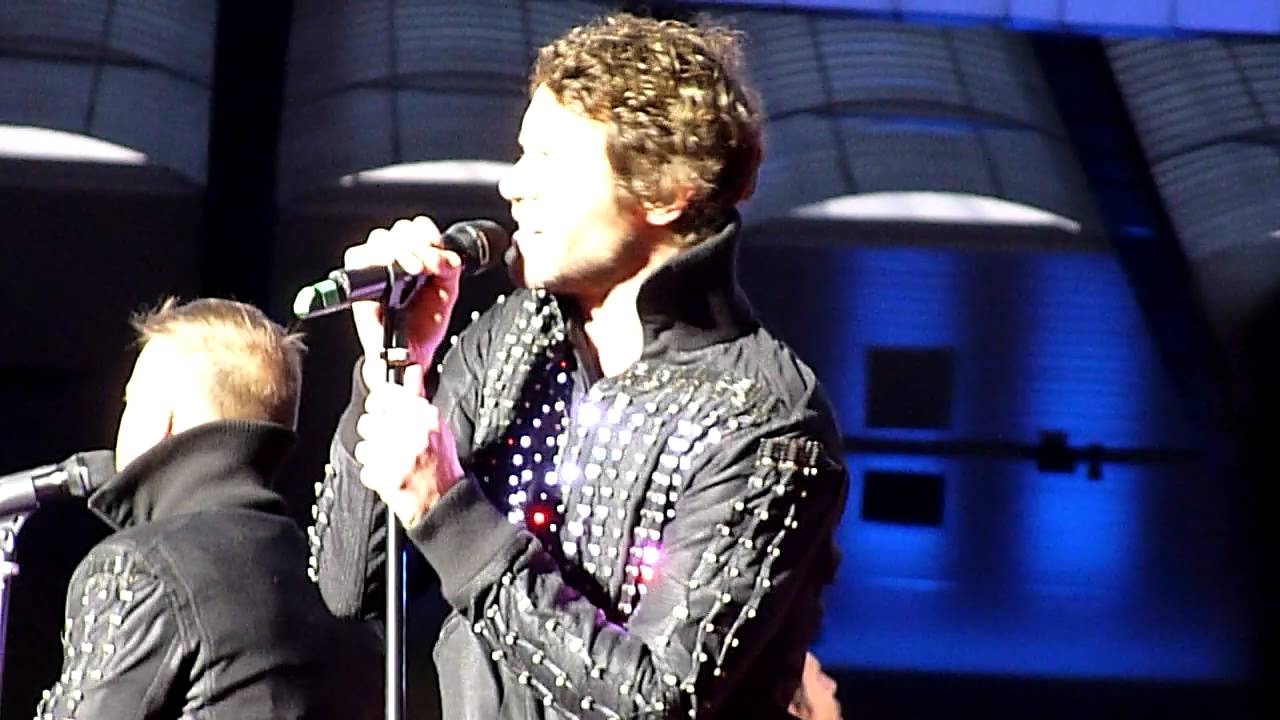 Take That Robbie Williams Never Forget Glasgow 23rd Of June YouTube