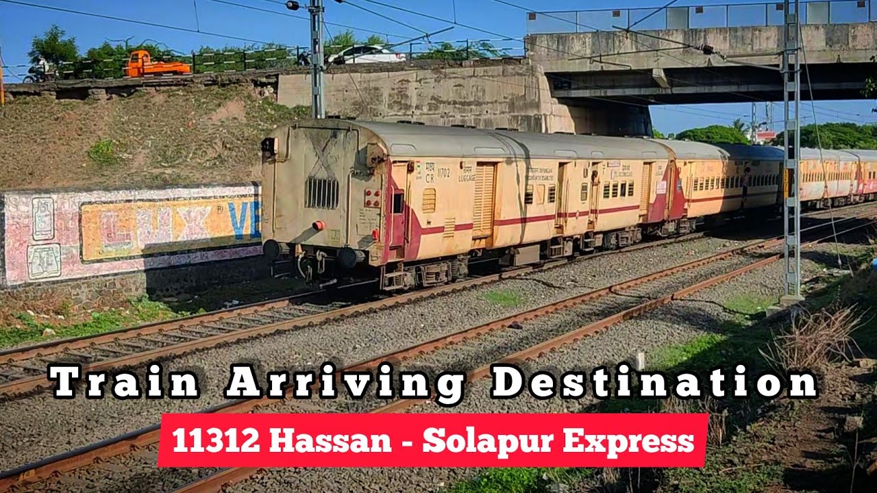 11312-hassan-solapur-express-arriving-solapur-solapur-city-youtube