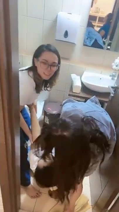 Cewek Mabok