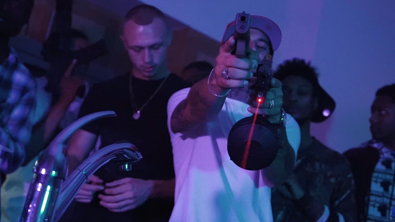 Obejrzyj YHG Pnut - "Poles" (Official Music Video) Shot by: @ROACHFX w YouTube Obejrzyj YHG Pnut - "Poles" (Official Music Video) Shot by: @ROACHFX w YouTube