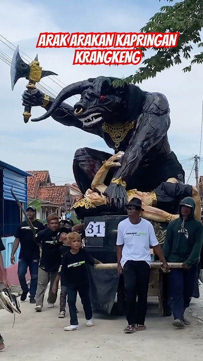 Arak arakan kapringan #karnaval #ogoh #arakarak #cirebon #indramayu