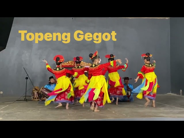 Tari Topeng Gegot class=