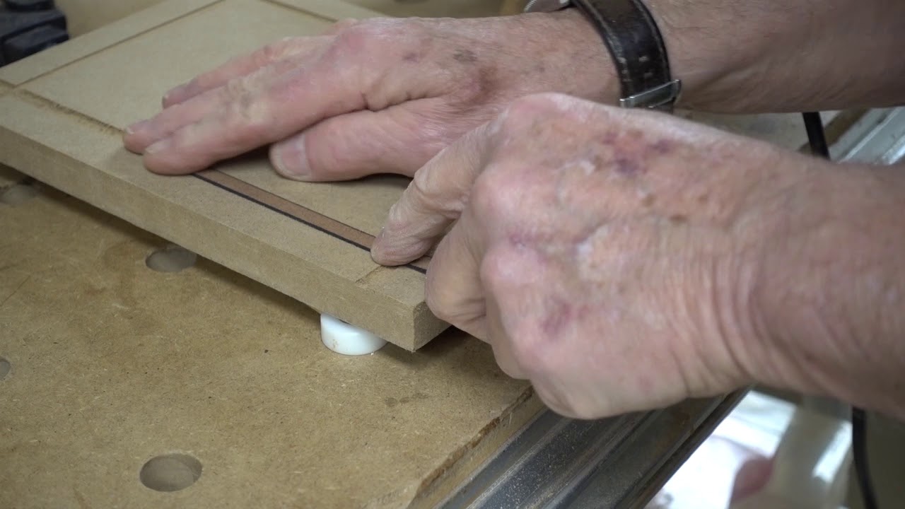 Using a test panel to adjust groove width for inlay strip - YouTube