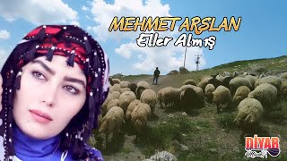 Mehmet Arslan - Eller Almış Çok Dertli Duygulu Türkü Köy Manzaralı Video