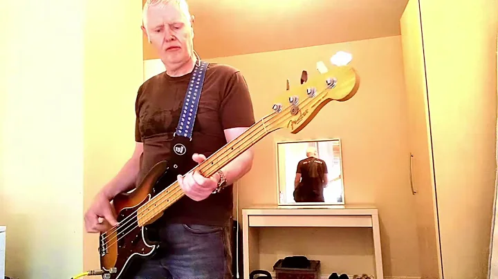 U2 - In God’s Country - Bass Cover
