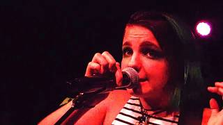 Doll Skin playing "Baby's Breath," at Lost Lake on 9/30/2017