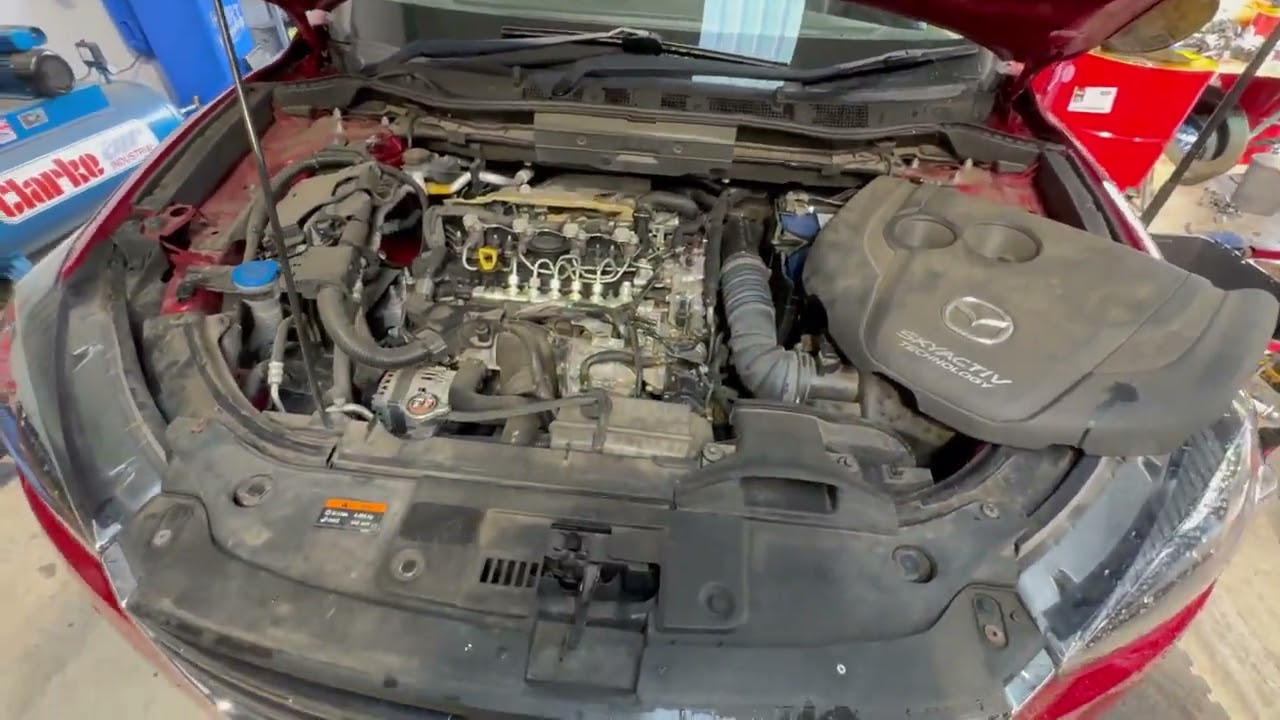 Not Every Mazda Camshaft is WORN - Mazda CX5 Exhaust Camshaft Inspection + Carbon Cleaning