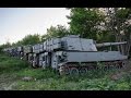 Брошенная военная техника в лесу