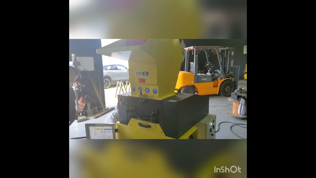 Granulateur séparateur Big Maco. Test câbles ferroviaires.