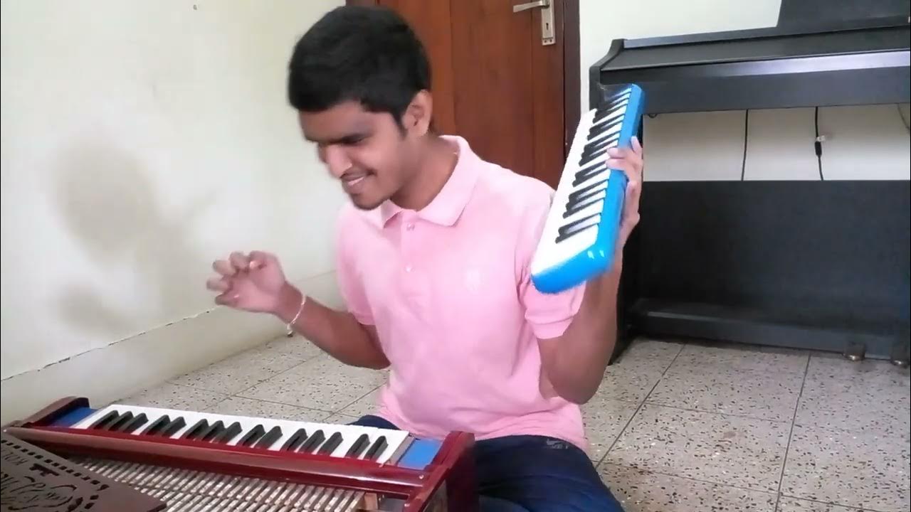 surumayezhuthiya mizhikale malayalam song on both melodica and