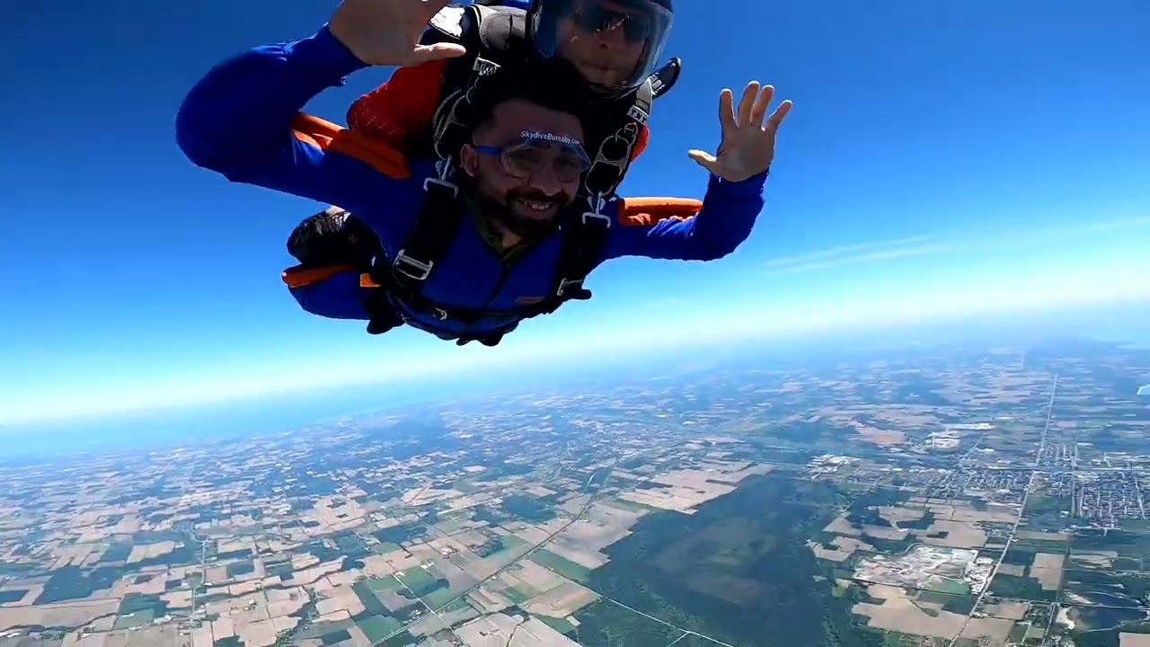 Skydive Burnaby - Tandem Skydive 14000ft (19 June 2022)