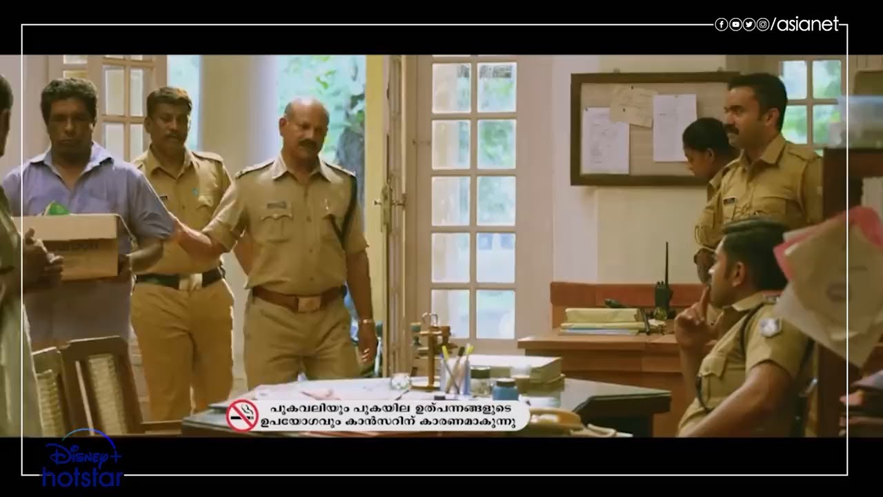 ഒരുനിമിഷം 'പോലീസ്' ആയിപ്പോയ സുരേഷ്!! 😜 🤣