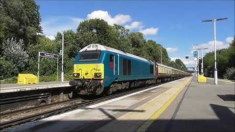 67001 passes Bromley South with 1Z22 14th August 2021