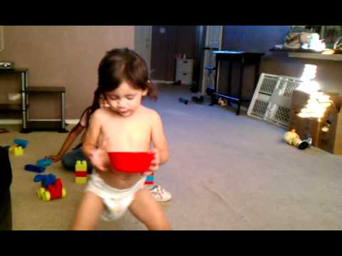 Miss Saggy Diaper dancing