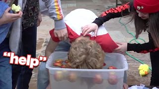 Minecraft Streamers Go Apple Bobbing