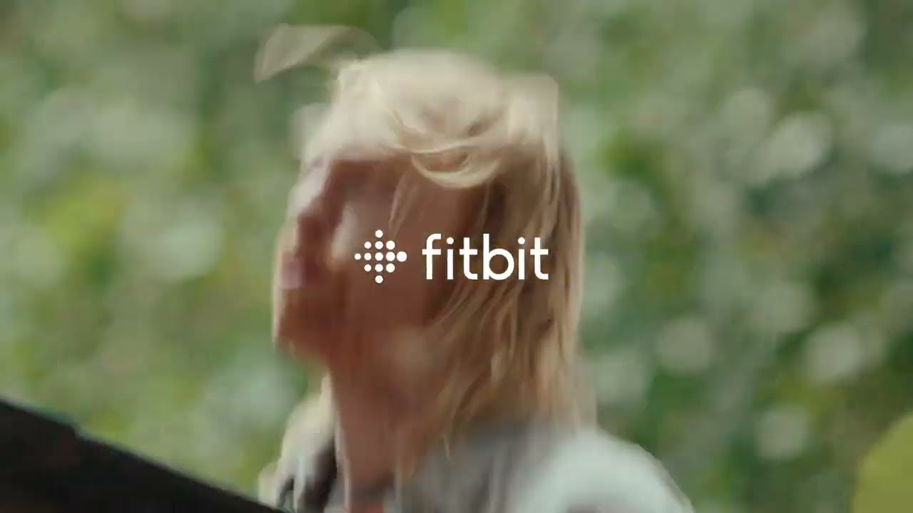 Fitbit Versa 4 Fitness Smartwatch Sports Pack - Extra Black Band - Waterfall Blue / Platinum Aluminum