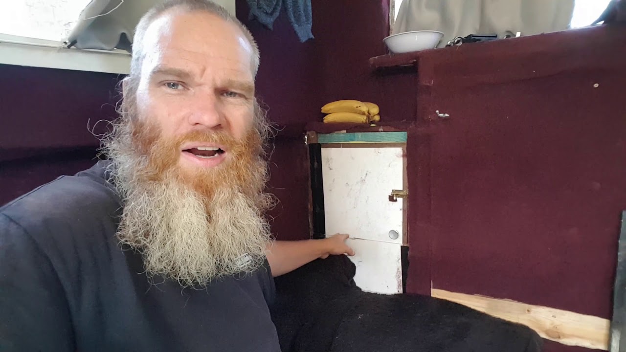 Boating DIY - Storage and Coolbox - YouTube