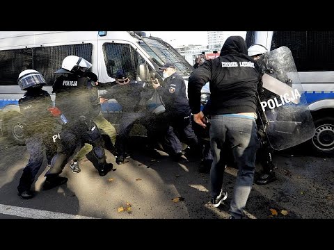 Βαρσοβία: Επεισόδια σε διαδήλωση κατά των περιοριστικών μέτρων…