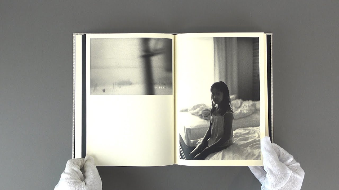 【サイン本】Sakiko Nomura: Lirio / SCAR Edit Lirio / Sakiko Nomura [SIGNED] - 本屋青旗 Ao-Hata Bookstore