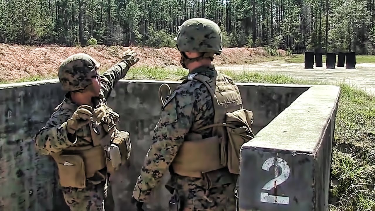 hand grenade throwing