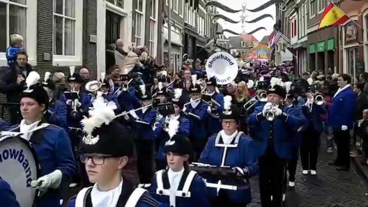 sint intocht met showband hoorn 2014