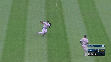 DET@CWS: Maybin makes a smooth sliding catch