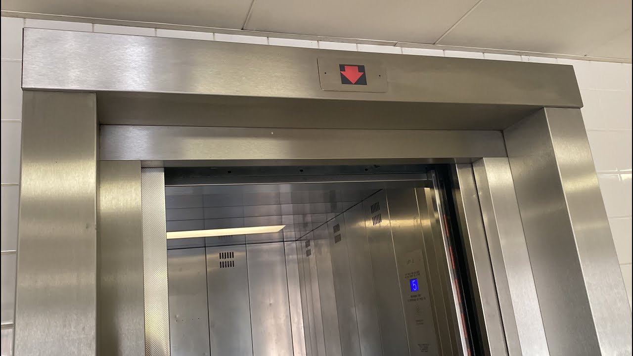 Amazing Car Park Lifts at Hempstead Valley Shopping Centre in Gillingham