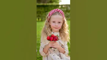 Likenastya صور ناستيا وهى صغيرة ثم وهى كبيرة 
