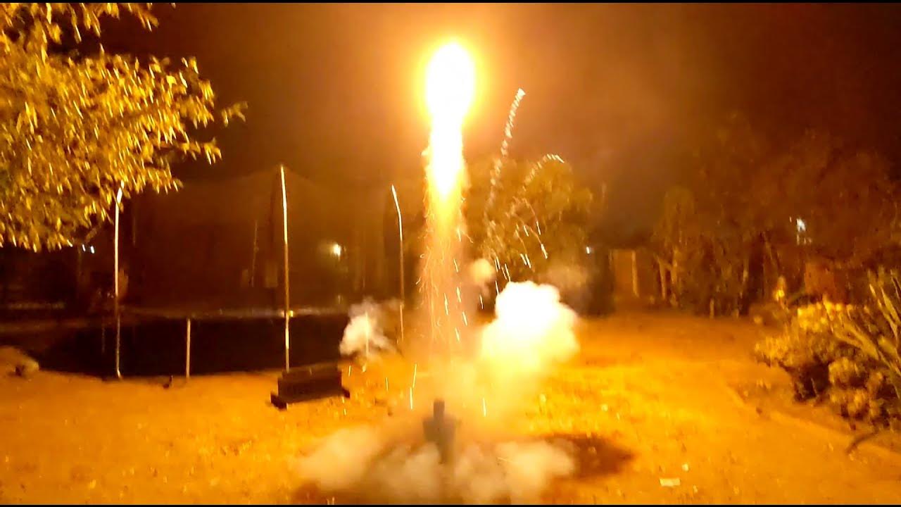 STROBE TO SALUTE ROCKET FIREWORK YouTube
