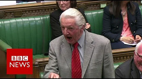 Dennis Skinner kicked out of Commons for calling D...