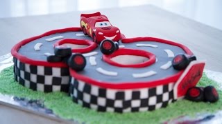 Comment faire gâteau d'anniversaire façon Cars (décoration en pâte à sucre)