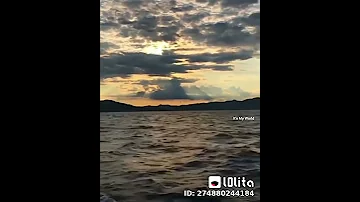 هو خير عباد اللة خير البرايا نسألك ﷲ تجمعنا يوما برسول اللة مولاي صلي وسلم دائما ابدا علي حبيبك 