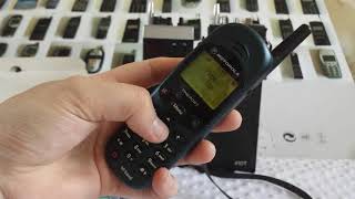 Видео Motorola Timeport Tri Band (автор: Retro phone show)