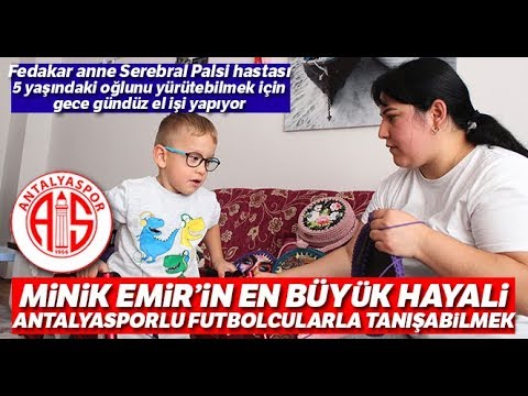 Fedakar Anne Her İlmeği Oğlu İçin Atıyor