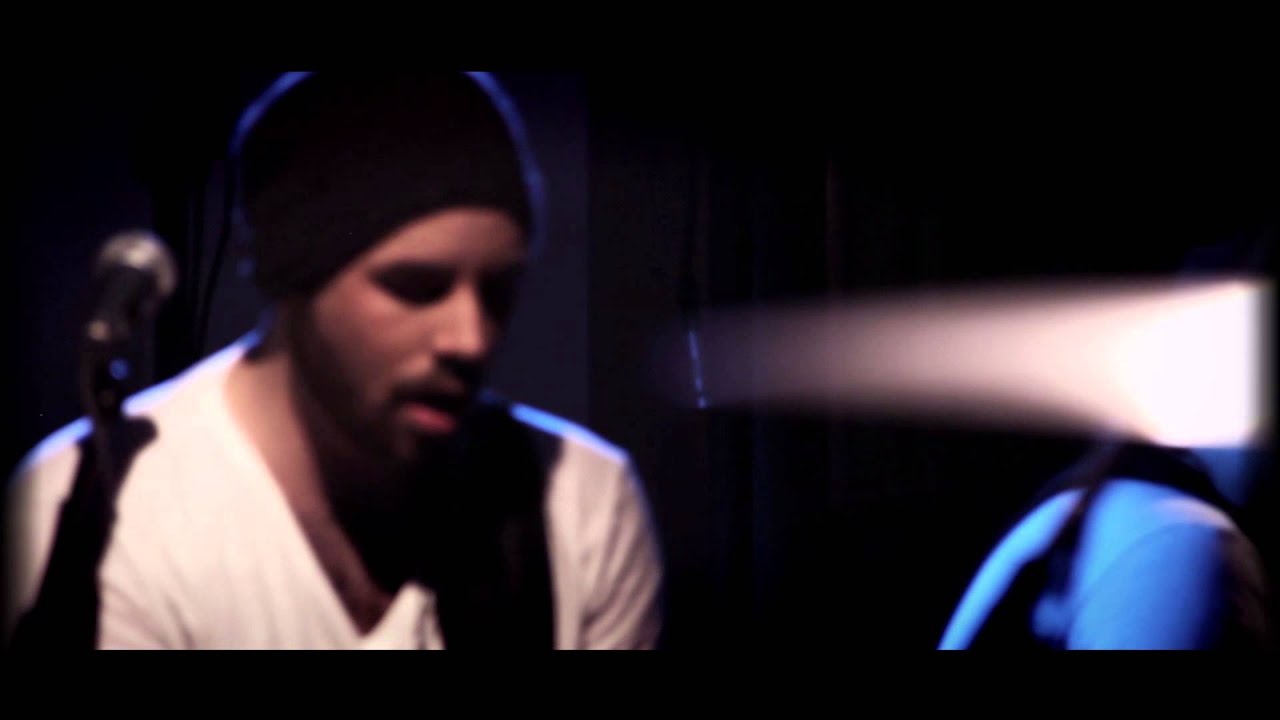 UnPlug n' Shoot - Einleit "I Wonder"