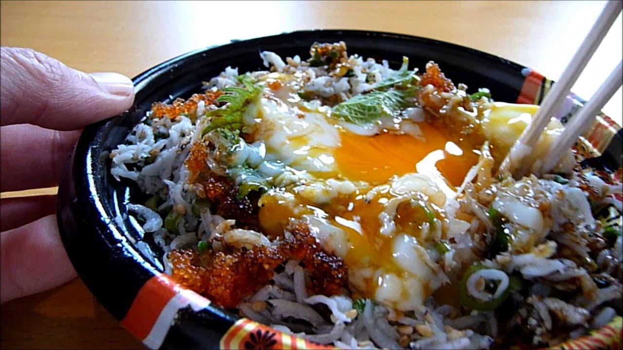 Eating Japanese Donburi "Shirasu(Whitebait) bowl" (ASMR) YouTube