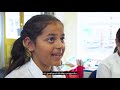Archebwch sesiwn allgymorth Senedd y DU am ddim i'ch ysgol