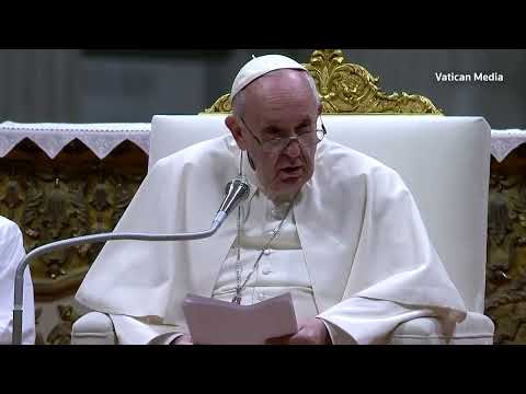 Pope condemns Ukraine war at Easter vigil service