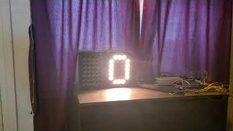 Display Systems 19S-8 Vintage Eggcrate Display (Li...