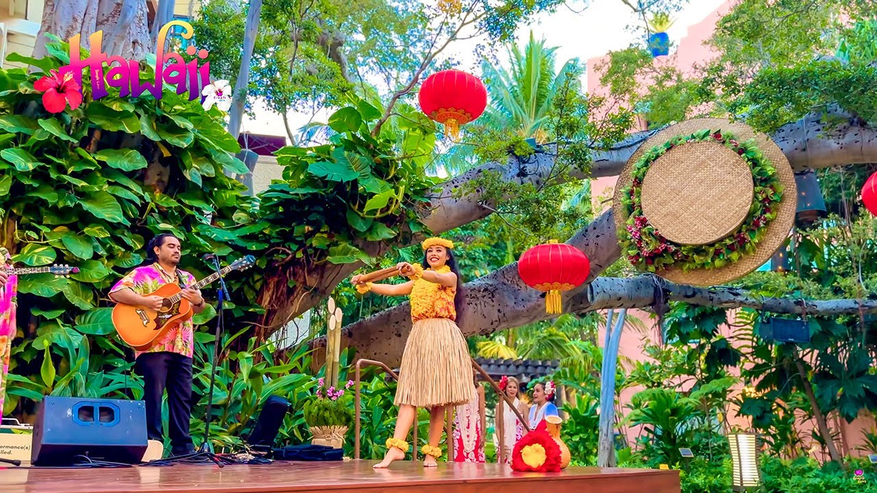 HULA GIRL 🌈 ʻAmaʻAma 🎶 HAWAIIAN UKULELE - YouTube